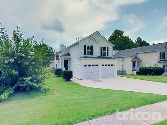 Photo - 1053 Abercorn Way