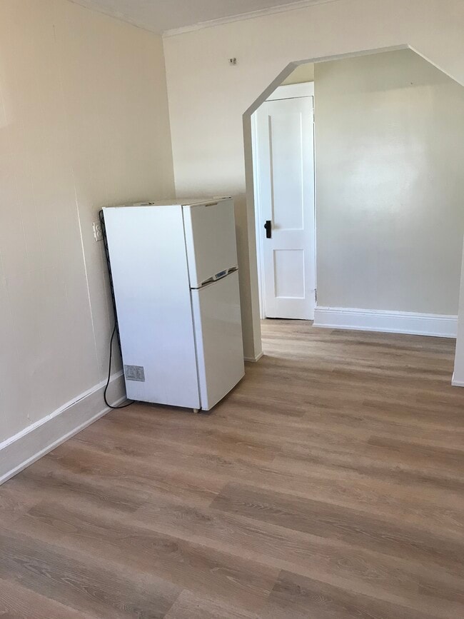 Photo - 121 Washington Ave Unit Efficiency Apartment