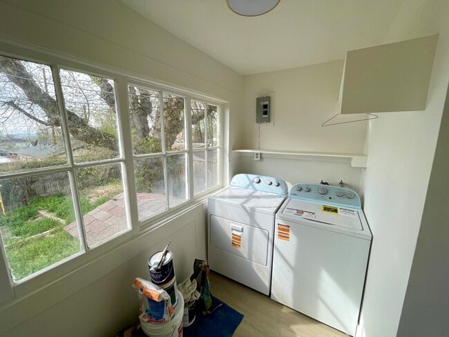 Photo - 818 S 1100 E