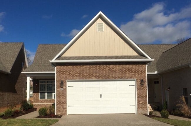 Building Photo - 208 Downton Ave