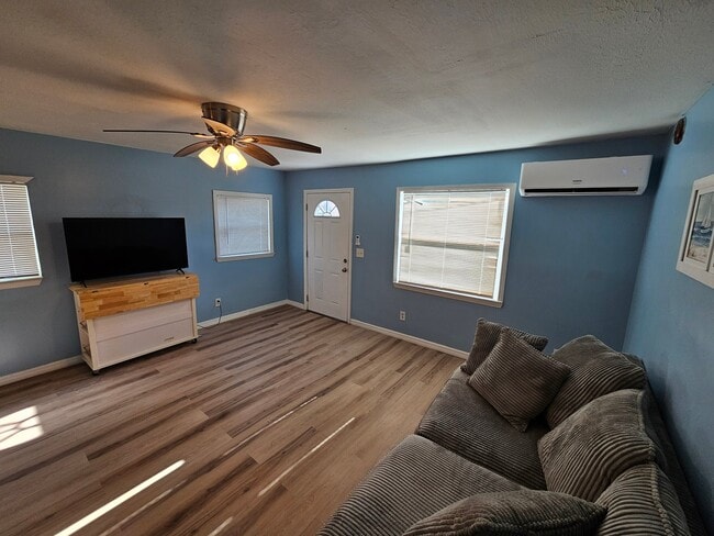 Photo - 4310 Garden Rd