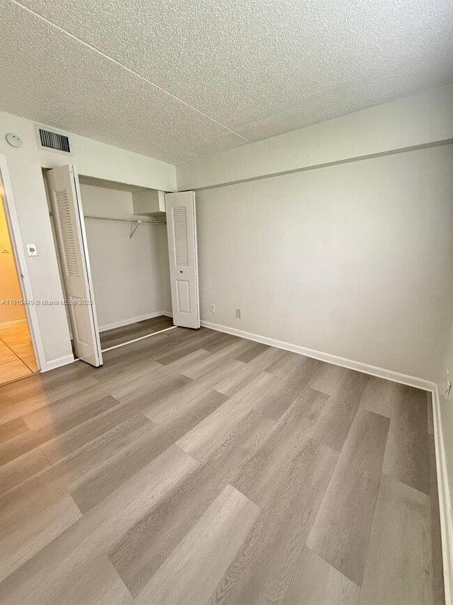 Photo - 5805 Washington St Unit 13