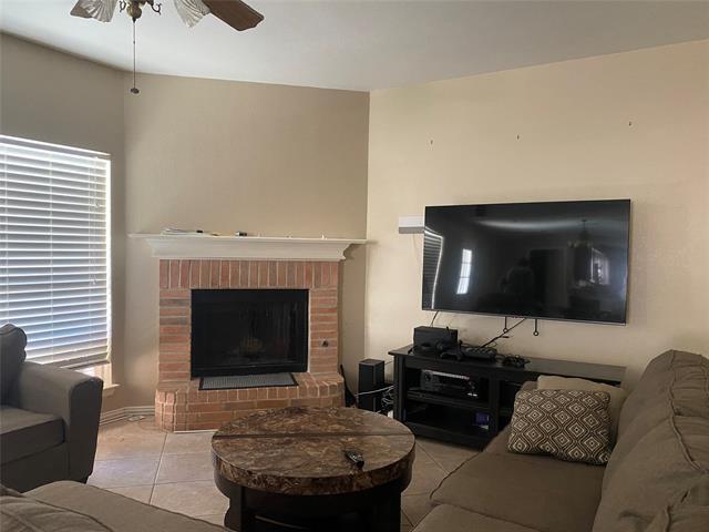 Photo - 1230 Donegal Ln House