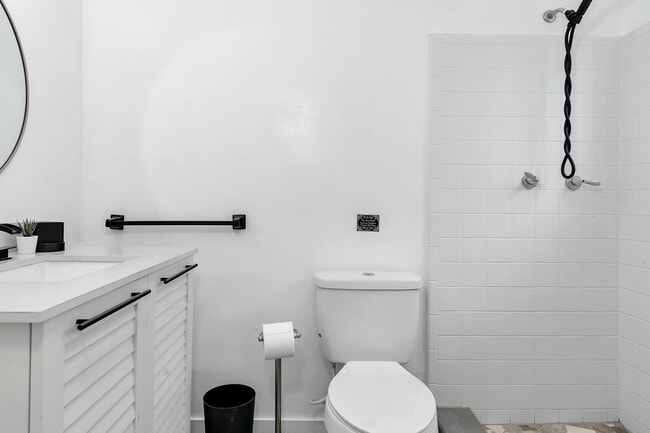 Photo - 2233 SE 15th St