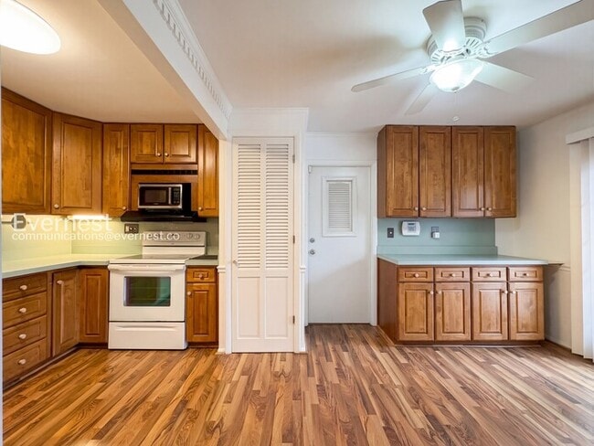 Photo - 2519 Kitmore Ln