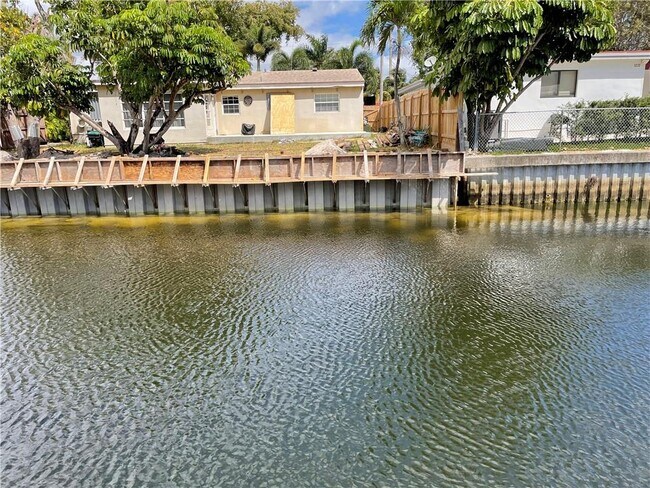 Photo - 3035 Hayes St