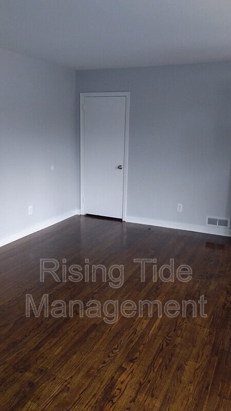 Photo - 1125 Camellia Rd
