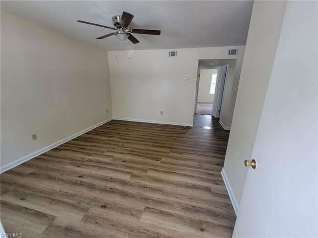 Building Photo - 3985 NC-268 Rental