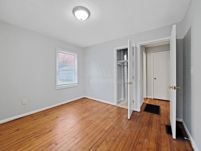 Photo - 1661 Harold Ave