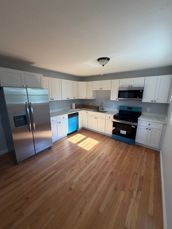 Photo - 77 Ingleside Ave