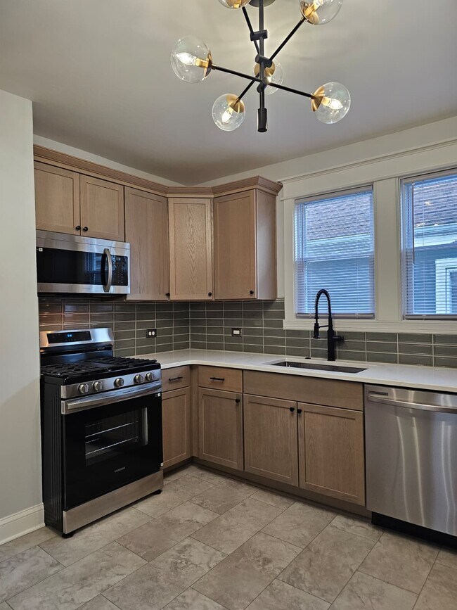 Photo - 77 Lovering Ave Unit #2 Upper Flat