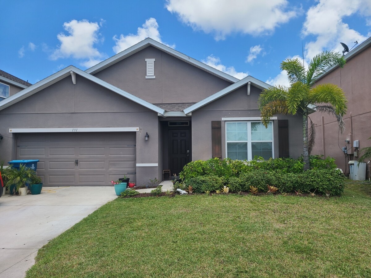 Photo - 131 Sutherland Dr SW Casa