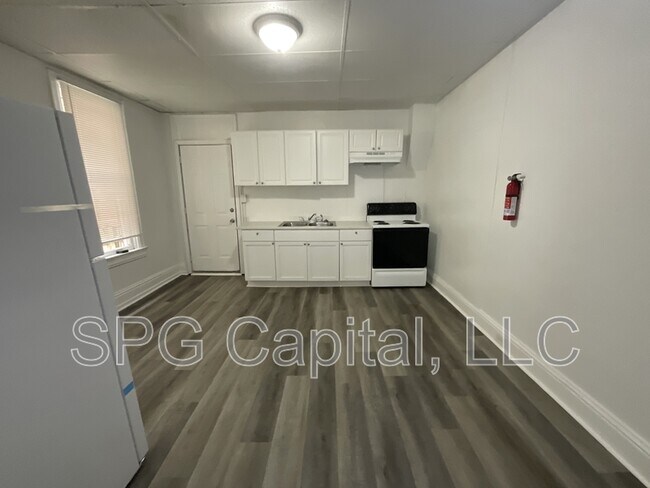 Photo - 342 Smyser St