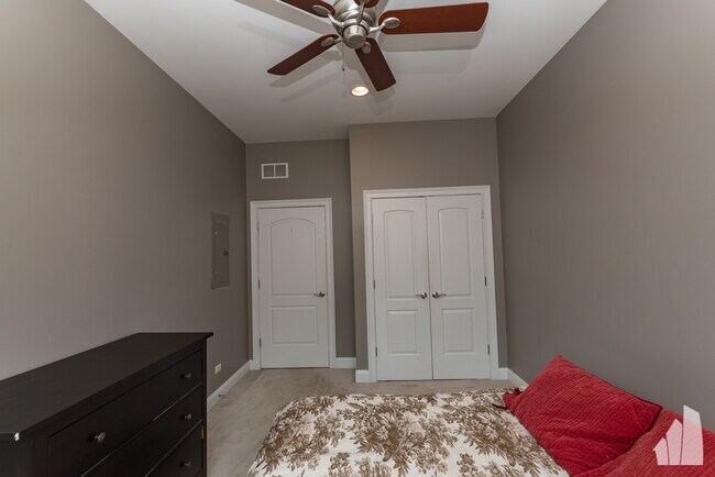 Photo - 101 W Superior St Unit 501