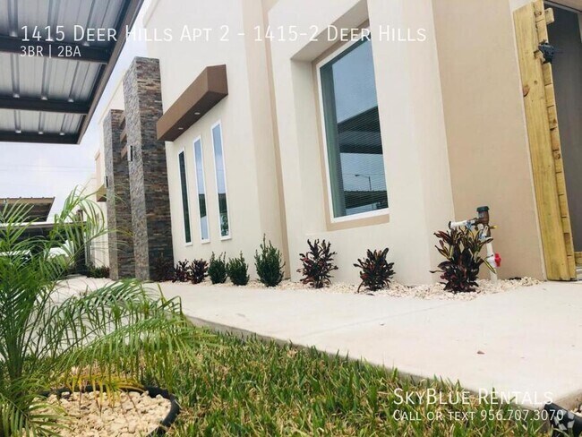Building Photo - 1415 Deer Hls Unit 1415-2 Deer Hills Rental