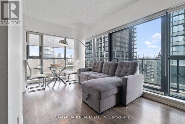 Photo - 159 Dundas St E Unité 1906