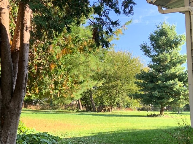 Photo - 108 E Davis St