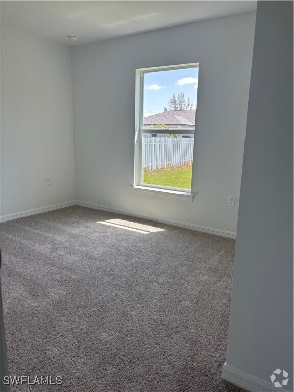 Building Photo - 1113 NW 21st Ave Rental