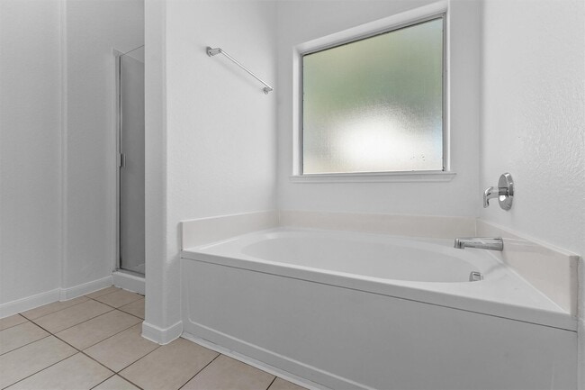 Photo - 4423 Garden Ridge Ct