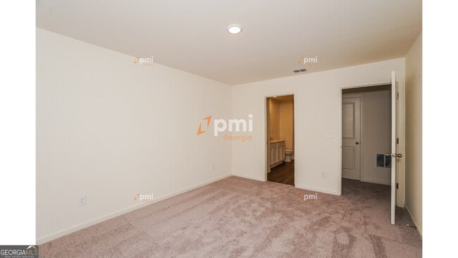 Photo - 182 Kinsale Dr