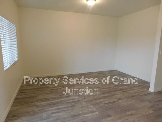 Photo - 662 Brookwillow Dr Unit 7