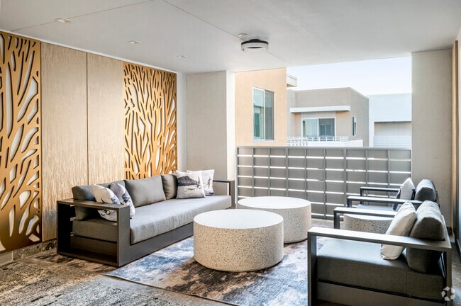 Lux Costa Mesa