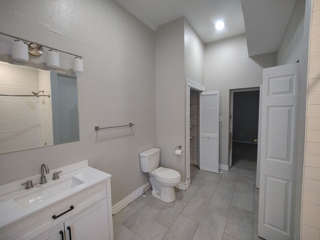 Photo - 2220 S 9th St Unidad 2220 A