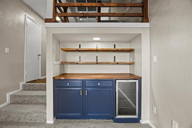 Photo - 3905 Village Dr