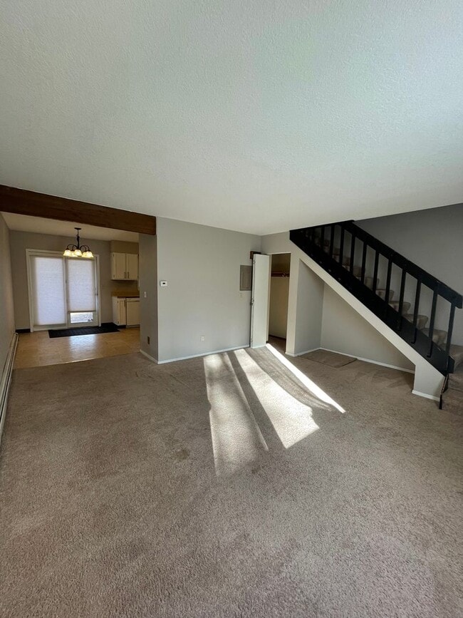 Building Photo - 3025 Cambay Ct Unit #4