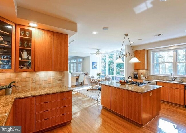 Building Photo - 9720 Holloway Hill Ct