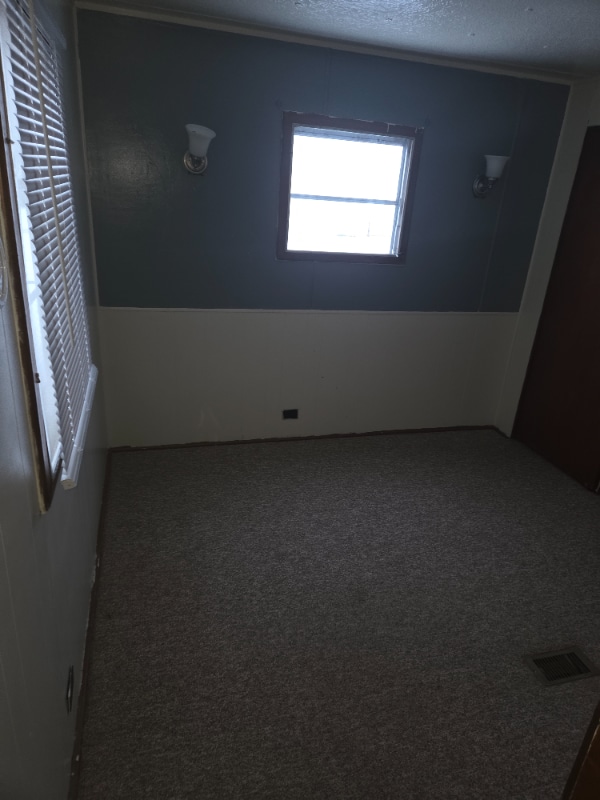 Photo - 8464 Cleveland Ave NW