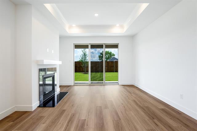 Photo - 718 Sunflower Trl