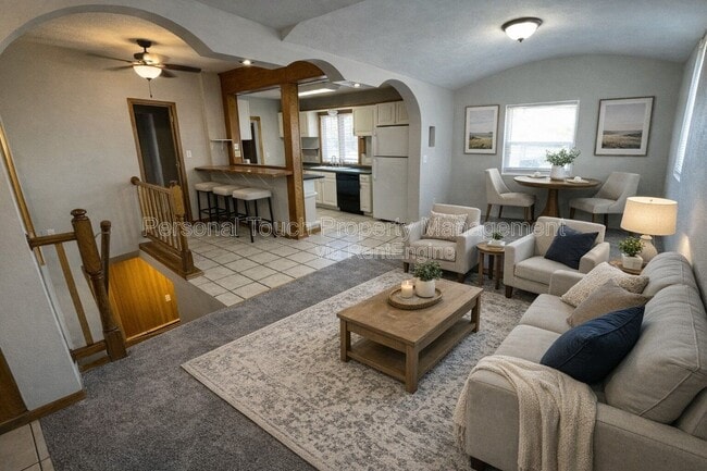 Building Photo - 1705 11th Ave N