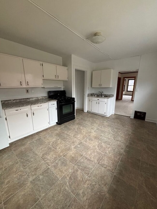 Photo - 316 Highland Ave Unit Apt 2