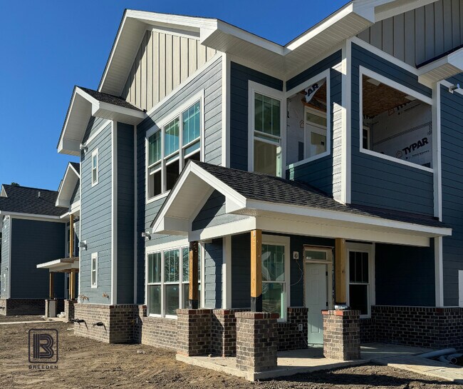 Lake Taylor Pointe Apartment Homes Norfolk, VA