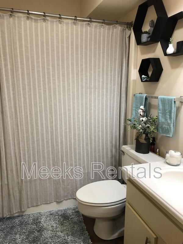 Photo - Greentree Apartments - Greentree Building