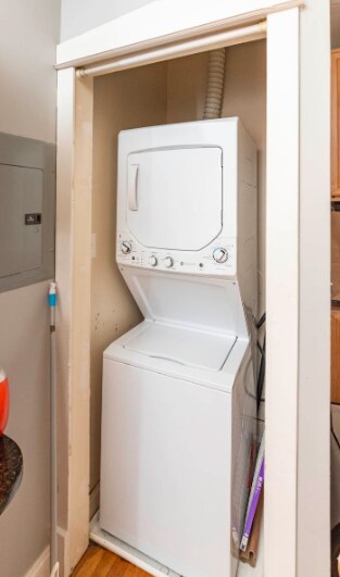 Building Photo - 1310 W Montrose Ave Unit 1