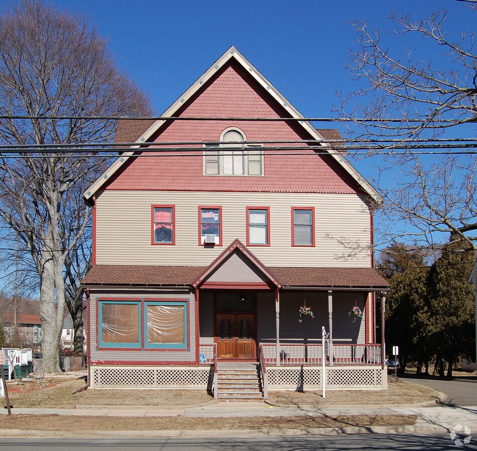 Photo - Harrison Manor