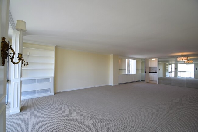 Photo - Pacific Heights Doorman Building w/ Stunni... Unit 6C