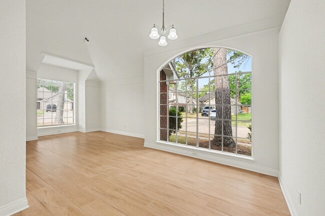 Photo - 8303 Lake Crystal Dr