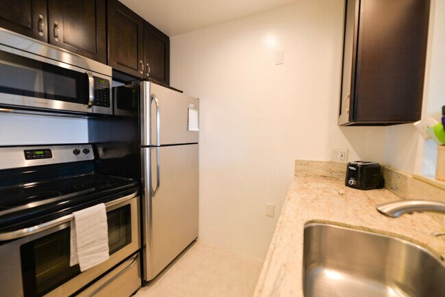 Photo - Fully Furnished 1 bedroom Oceanview unit!!