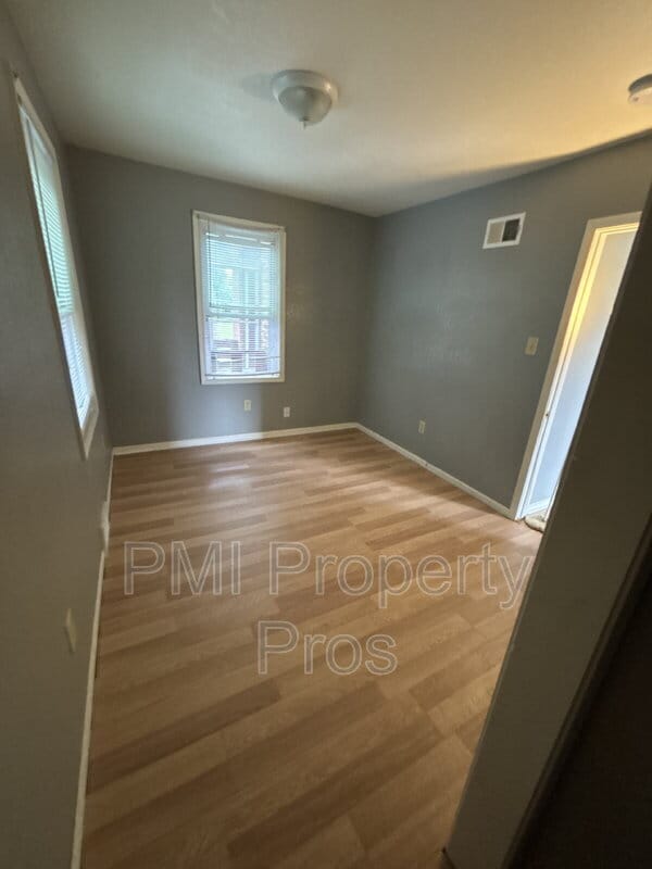Photo - 6712 W Villard Ave