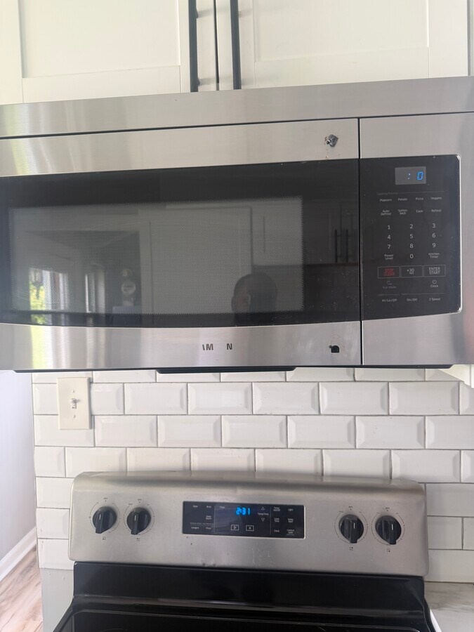 Photo - 3525 Zinsle Ave