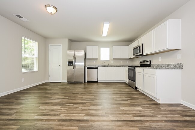 Photo - 121 Cold Creek Pkwy House