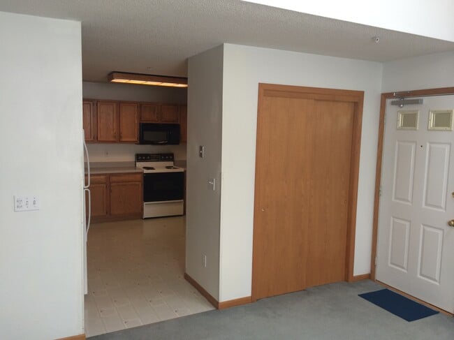 Photo - 2050 Keokuk St