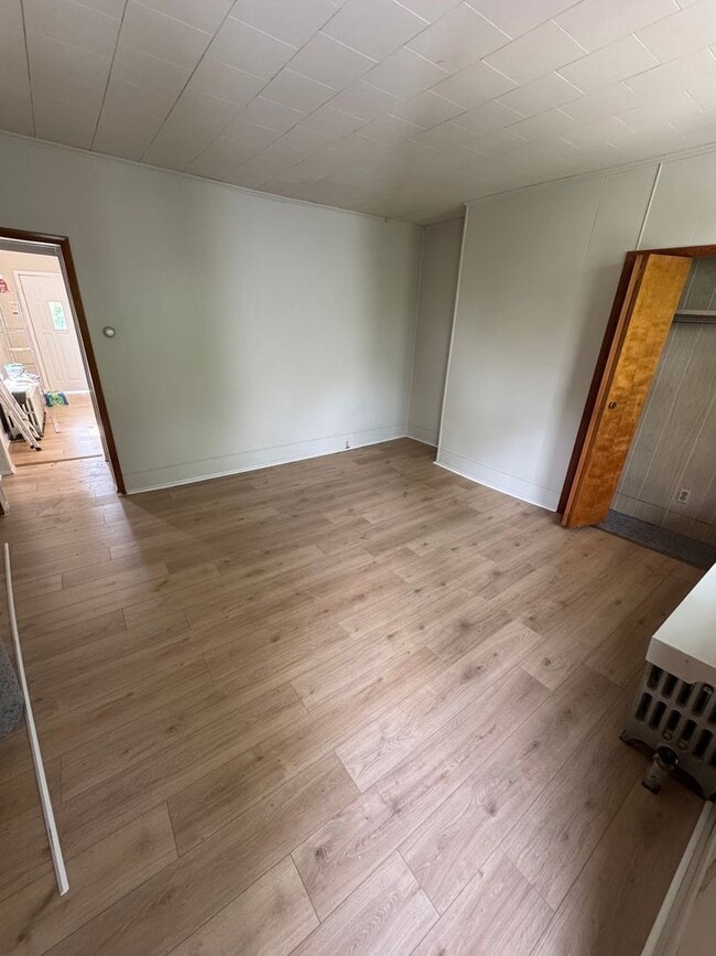 Photo - 1912 Johnson St