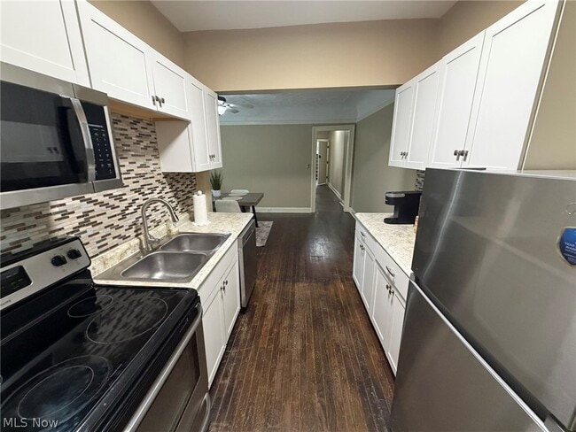 Photo - 3186 Euclid Heights Blvd Unit 1