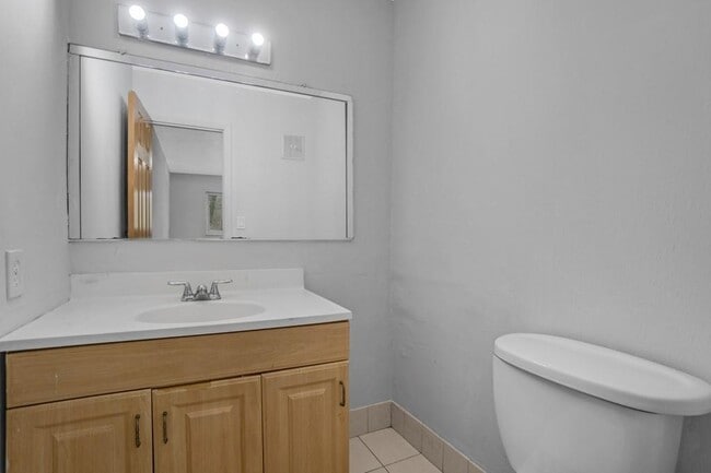 Photo - 2424 NW 39th Way Unit 202