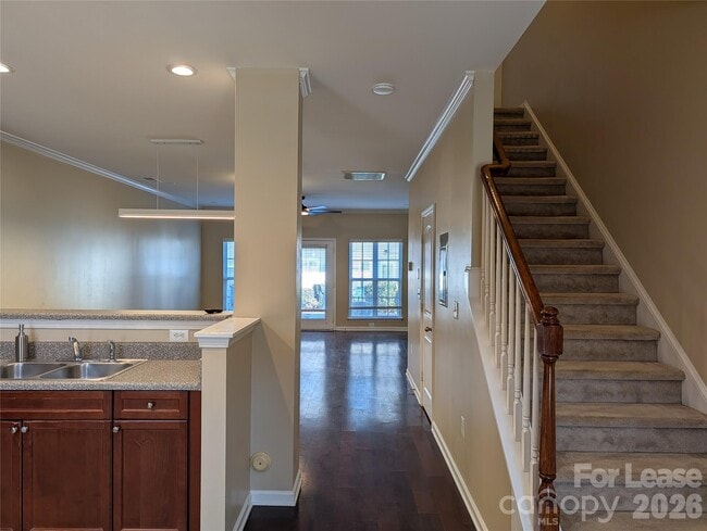 Photo - 522 Jetton St