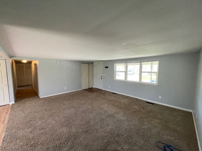 Photo - 2306 Deerwood Dr